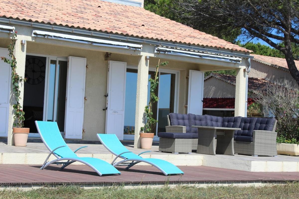 Bord de mer, pieds dans l'eau, vue panoramique Villa San Nicolao Bagian luar foto